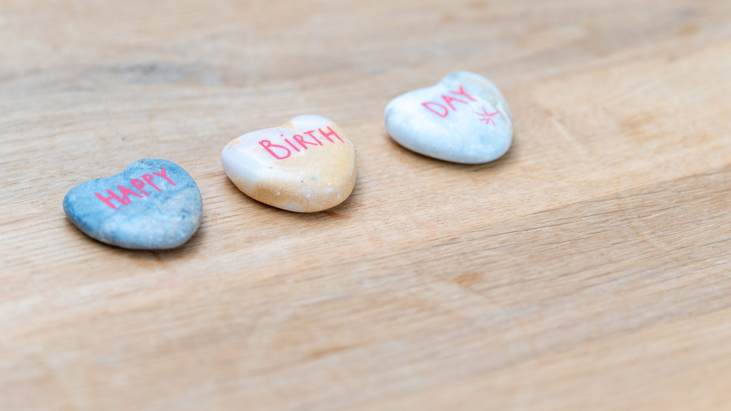 happy birthday steine scaled