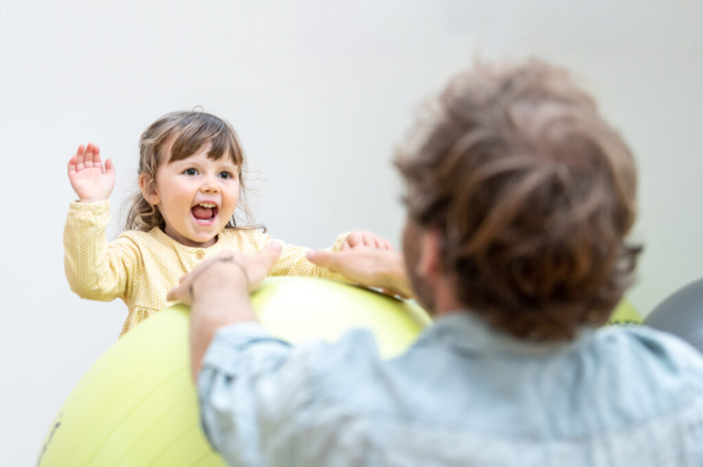 In the child first aid course, you’ll learn what it takes so you can help in an emergency
